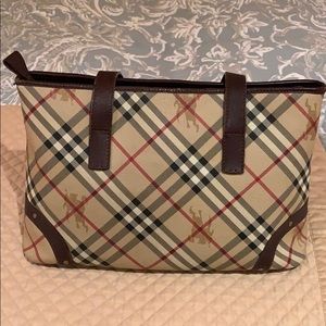 Mid-sized authentic Burberry bag.